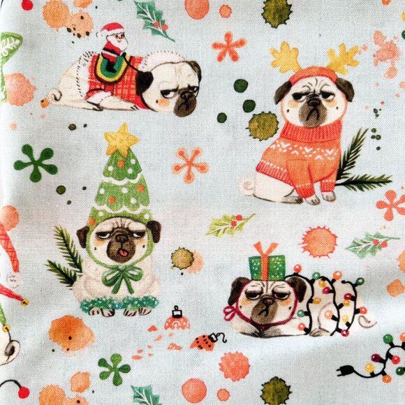 3 yd - Pugs Holiday - Pugs - Fabric - Picture 3 of 5